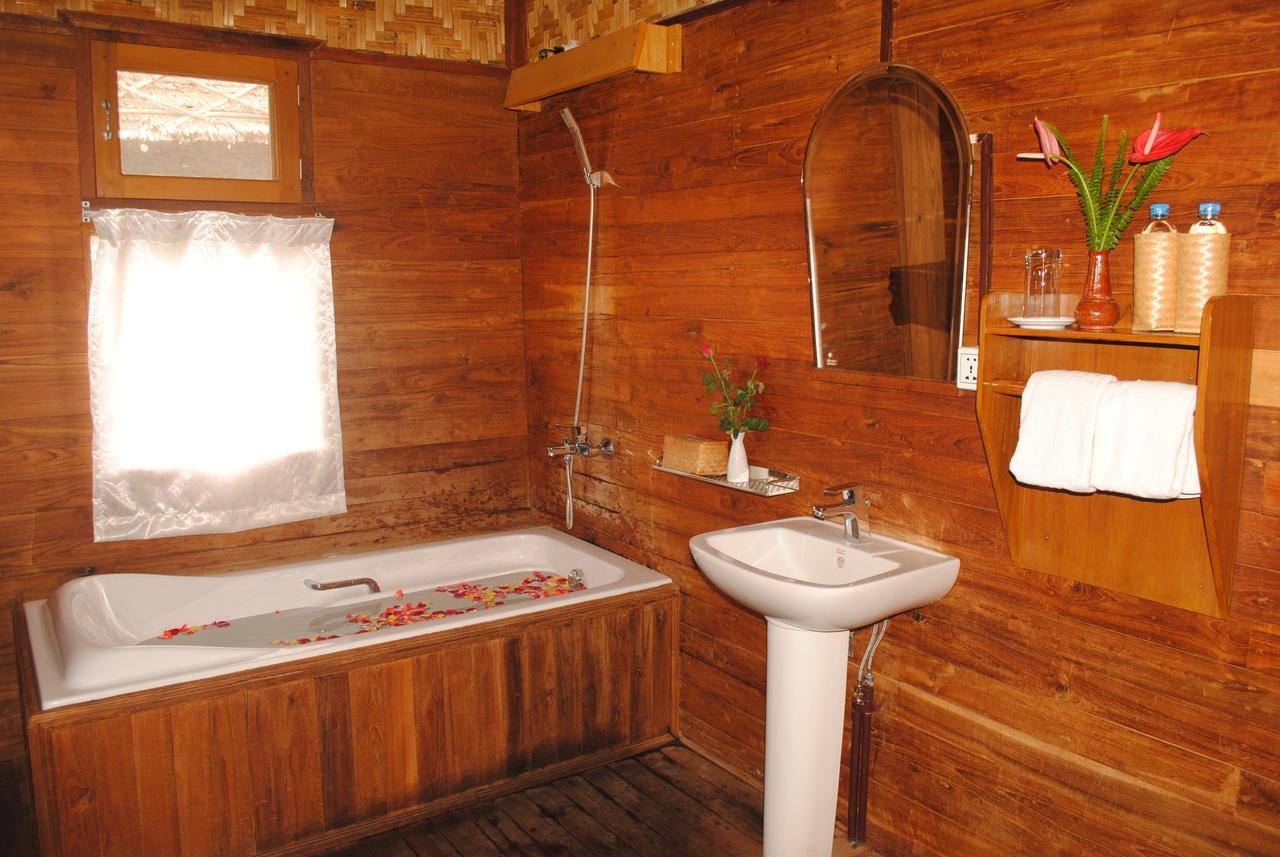 Golden Island Cottages Thale U Hotel Ywama Exterior foto